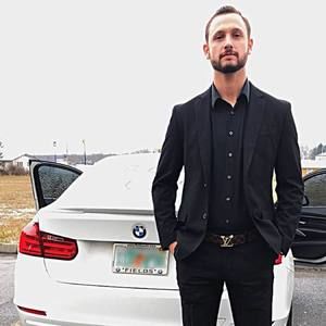 Meet your Posher, Albert